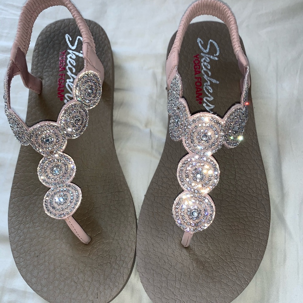 Shechers women’s sandals
